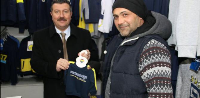 BAŞKAN VE BAŞKAN YARDIMCIMIZDAN FENERBAHÇE NİN ALIŞVERİŞ TIRINA ZİYARET