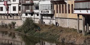 Şehrimizin simgesi Yeşilırmak’ta Temizlik İşleri Müdürlüğü ekiplerimiz.