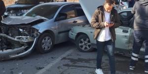 Amasya’da meydana gelen trafik kazasında iki otomobilin çarpışması sonucu 7 kişi yaralandı.